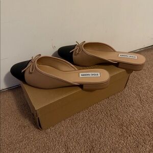 Brand new Steve Madden flats